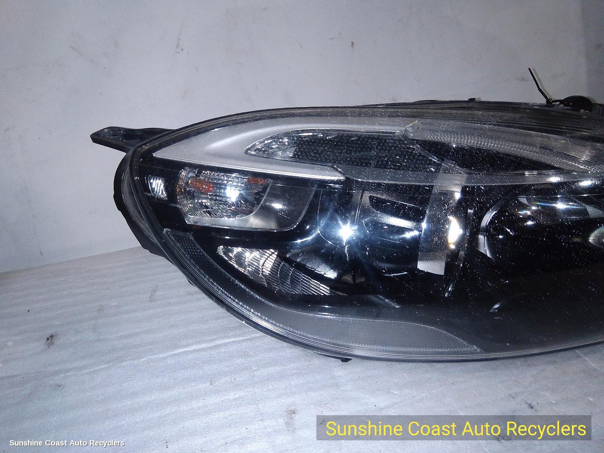 2013-2019 Volvo S40 Right Headlamp