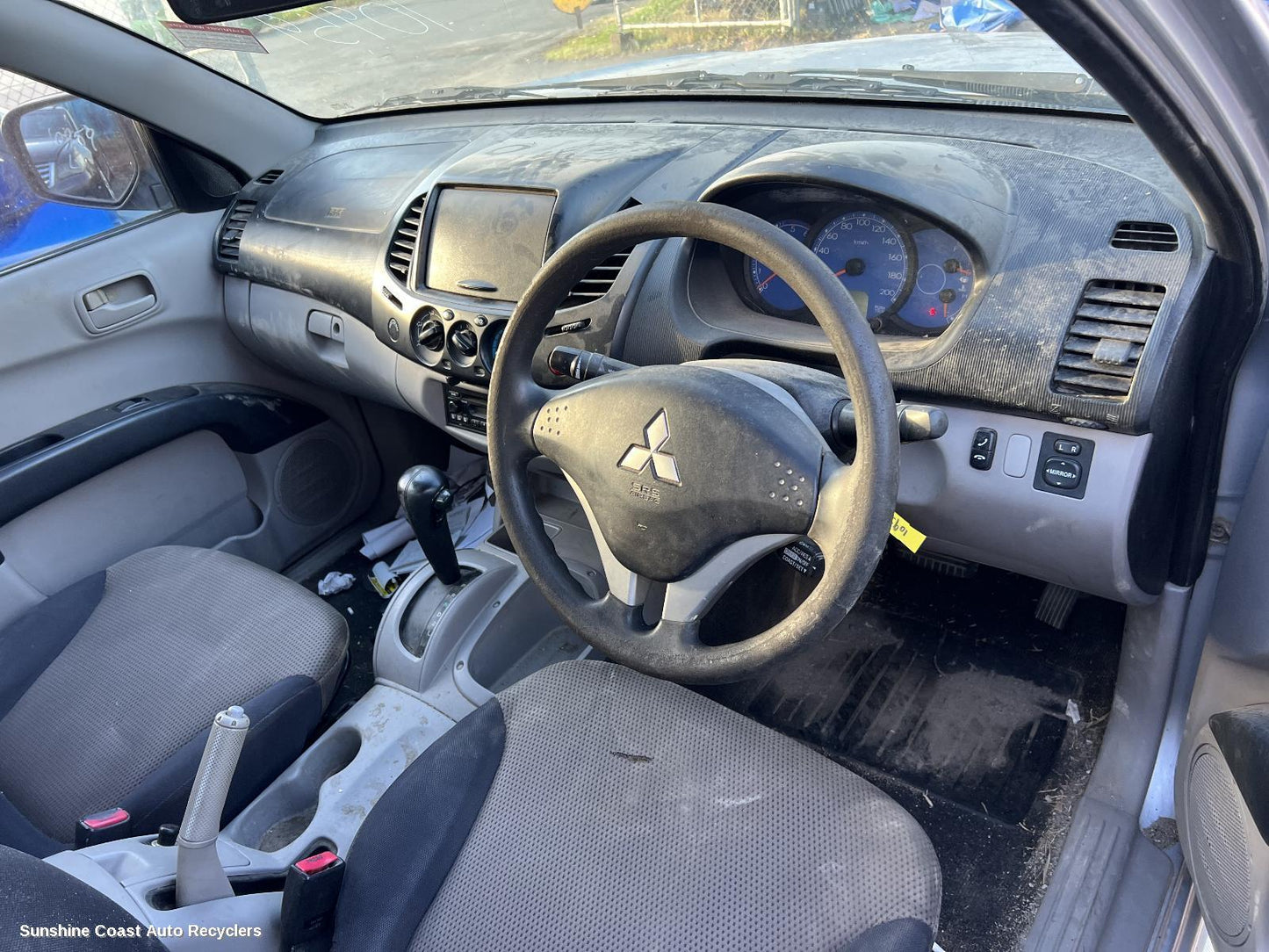 2006-2009 Mitsubishi Triton Owners Handbook