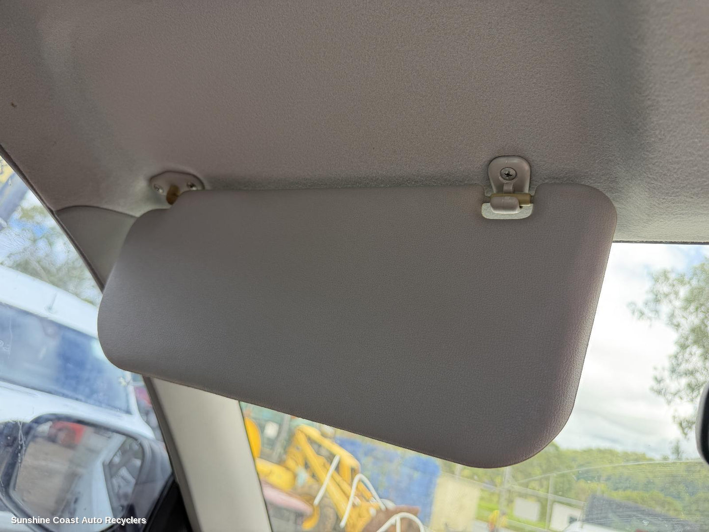 2006-2009 Mitsubishi Triton Sunvisor