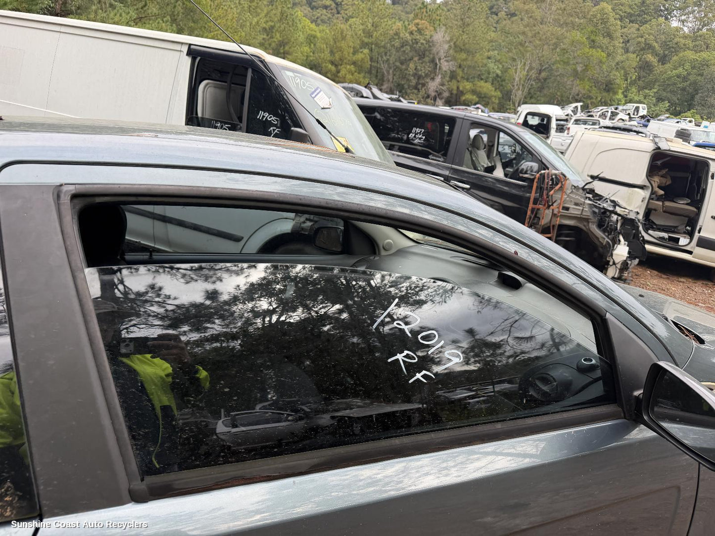 2005-2012 Holden Barina Right Front Door Window