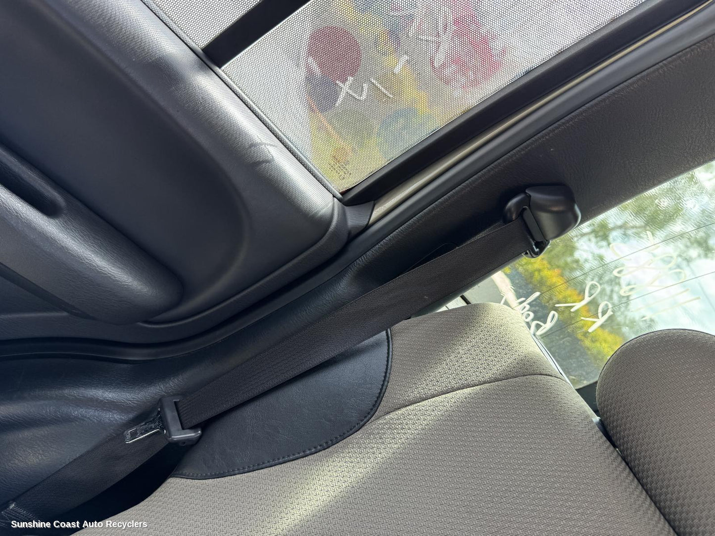 2004 Jeep Cherokee Seatbelt Stalk