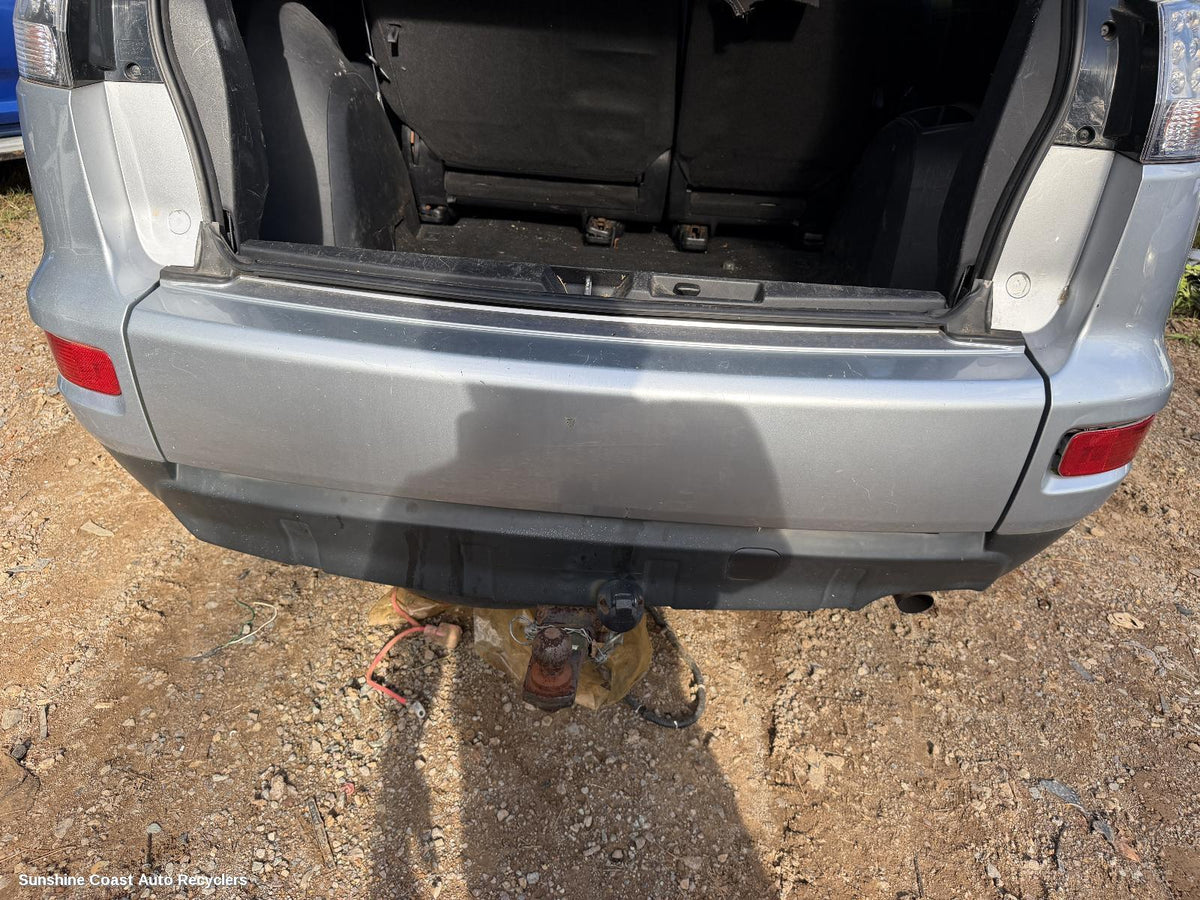 2009-2012 Mitsubishi Outlander Rear Bumper