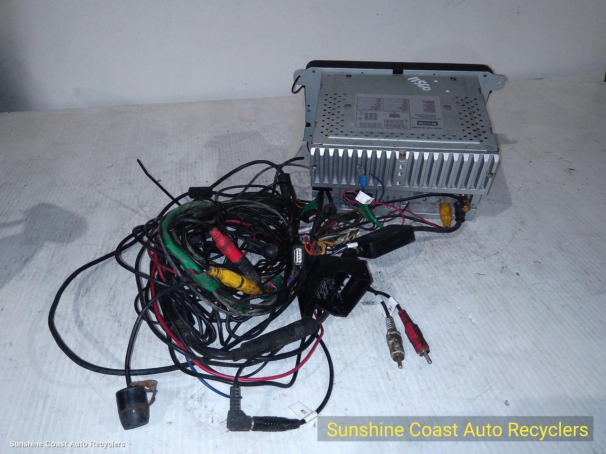 2010-2016 Volkswagen Amarok Radio Cd Dvd Sat Tv