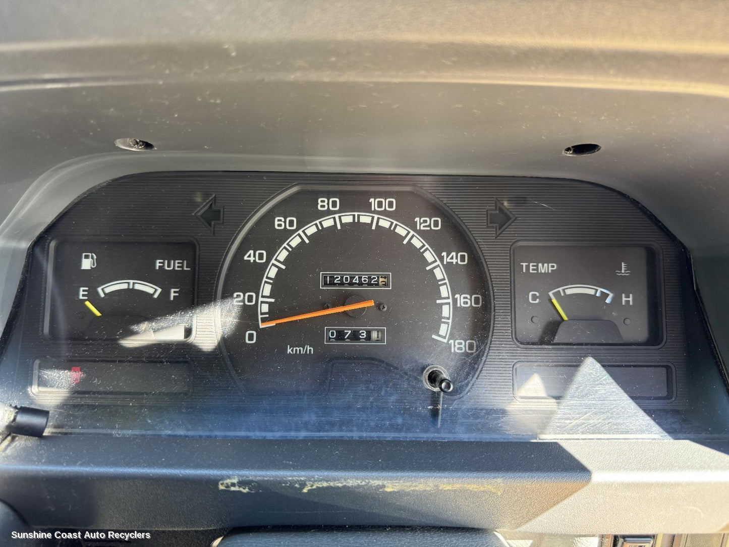 1986-2013 Mitsubishi L300 Instrument Cluster