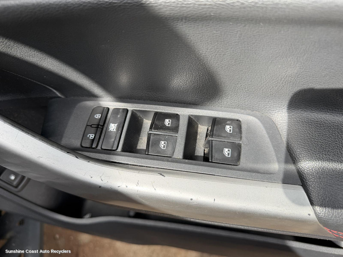 2021-2026 Ldv T60 Pwr Dr Wind Switch