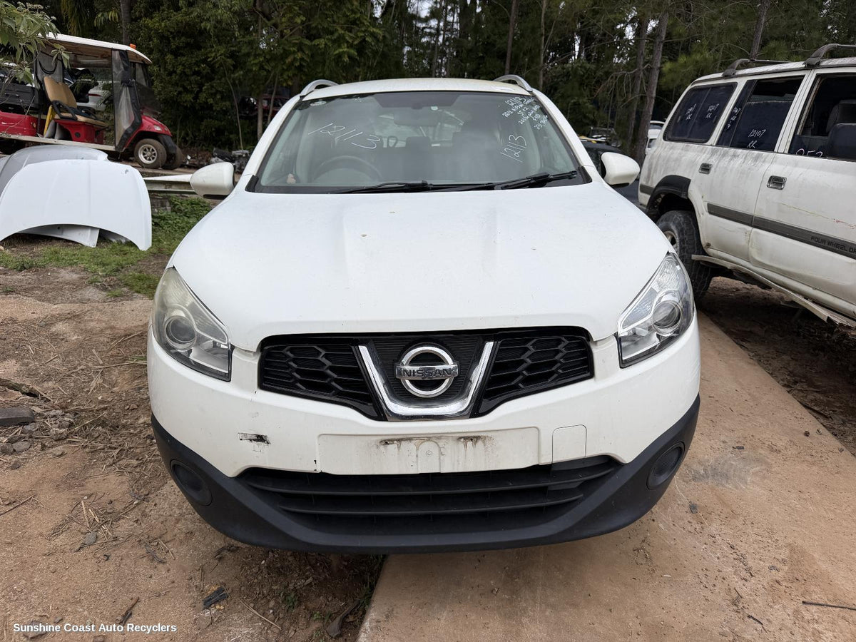 2010-2014 Nissan Dualis Grille