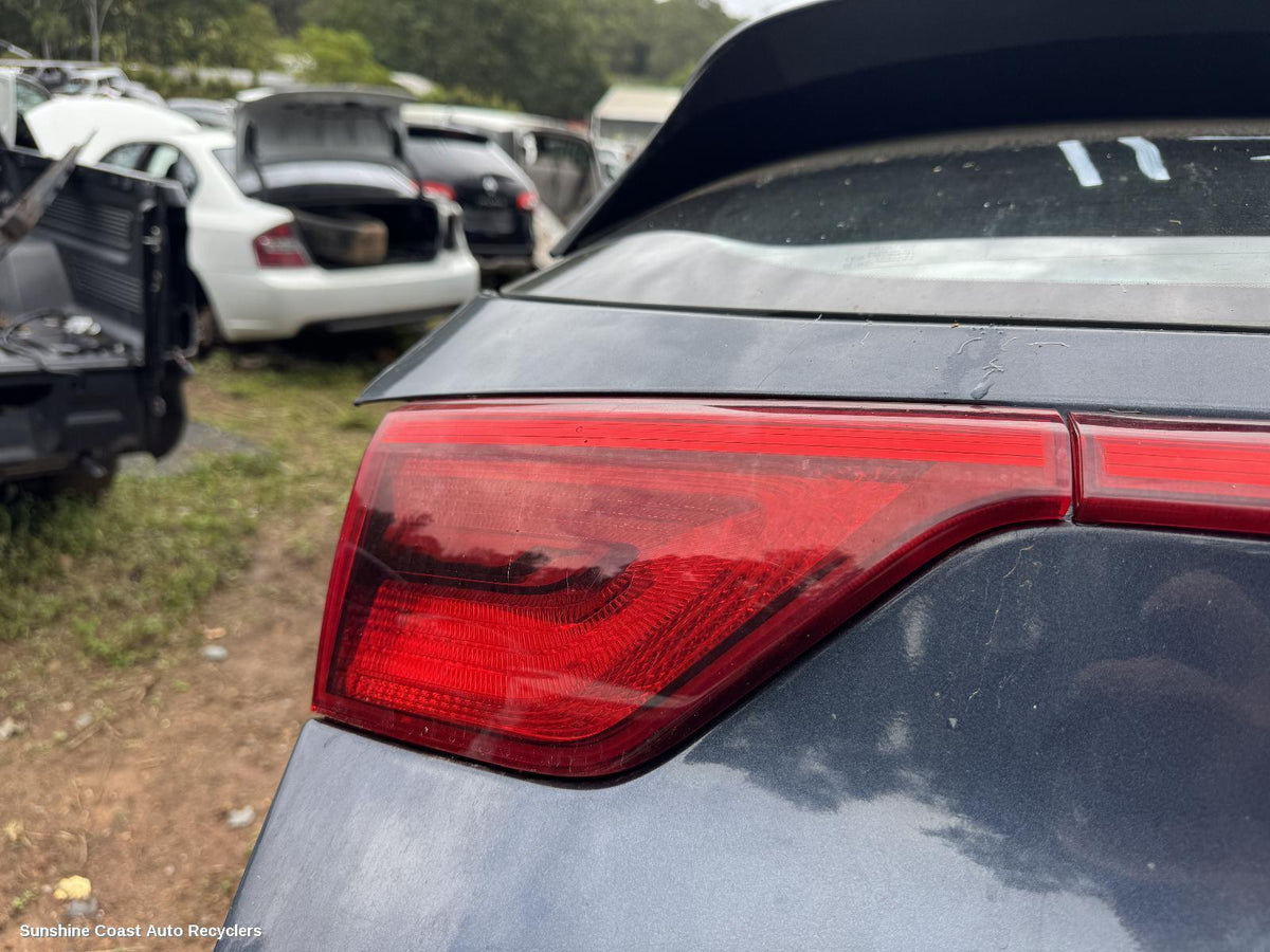 2015-2018 Kia Sportage Rear Garnish
