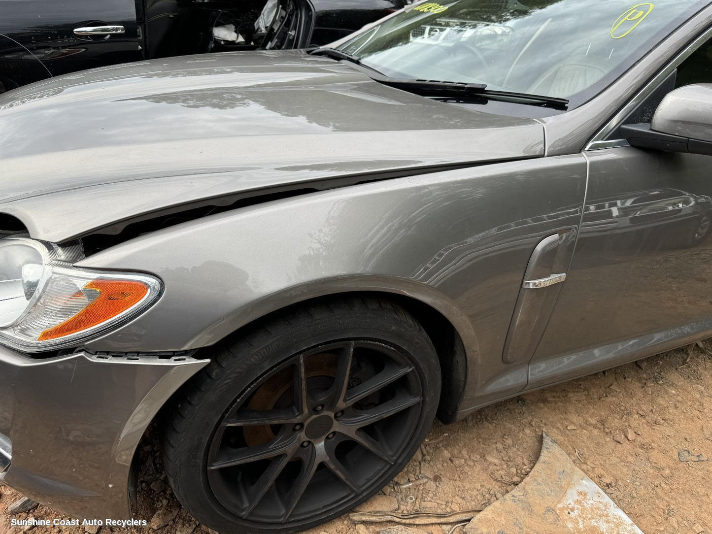 2008-2011 Jaguar Xf Left Guard