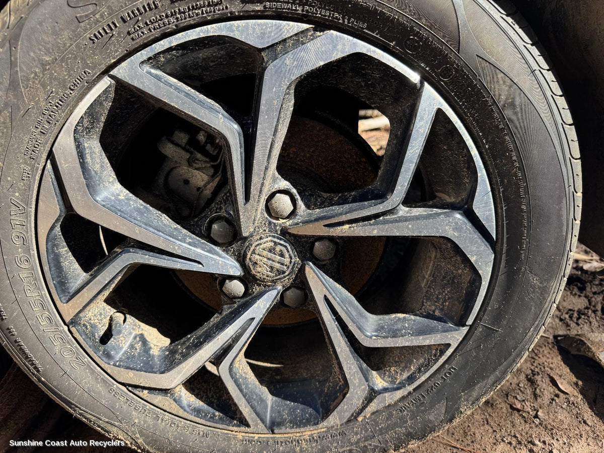 2023-2026 Mg Mg5 Headrest