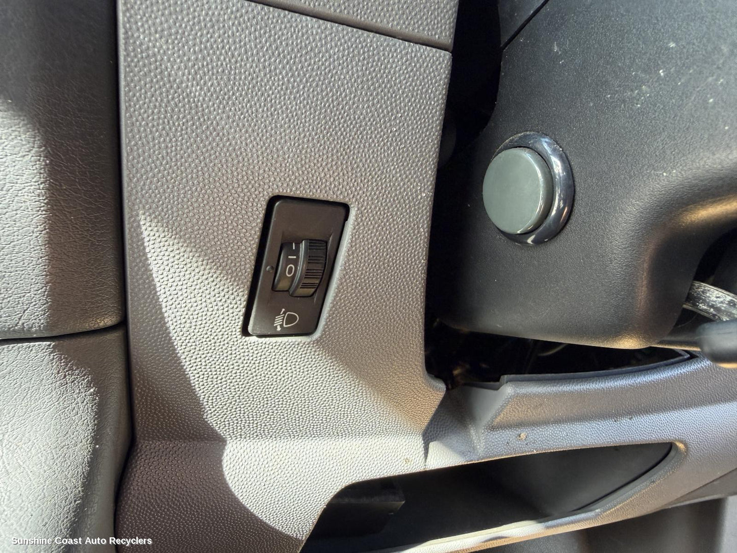 2008-2015 Peugeot Expert Misc Switch Relay