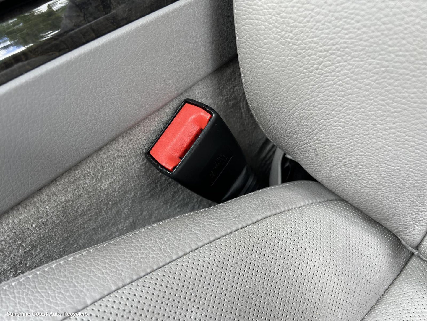 2011 Bmw 7 Series Seatbelt Stalk