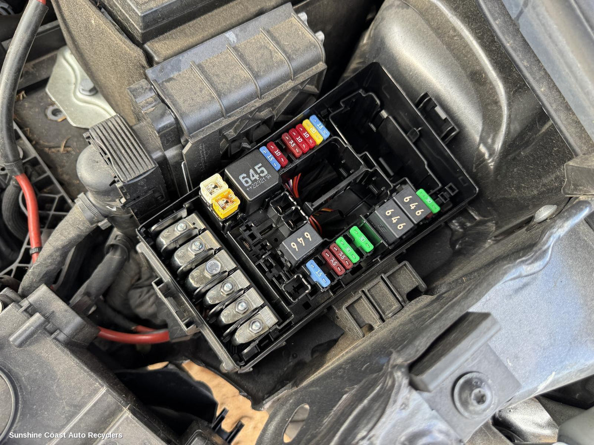 2016-2024 Volkswagen Tiguan Fuse Box