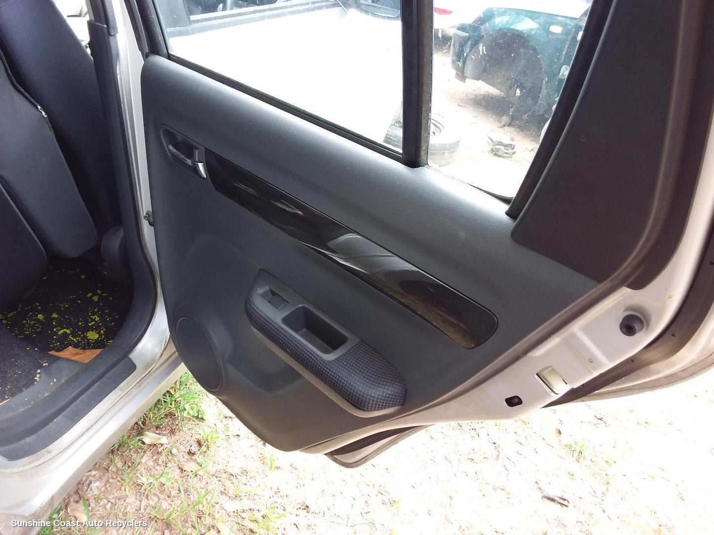 2004 Suzuki Swift Starter