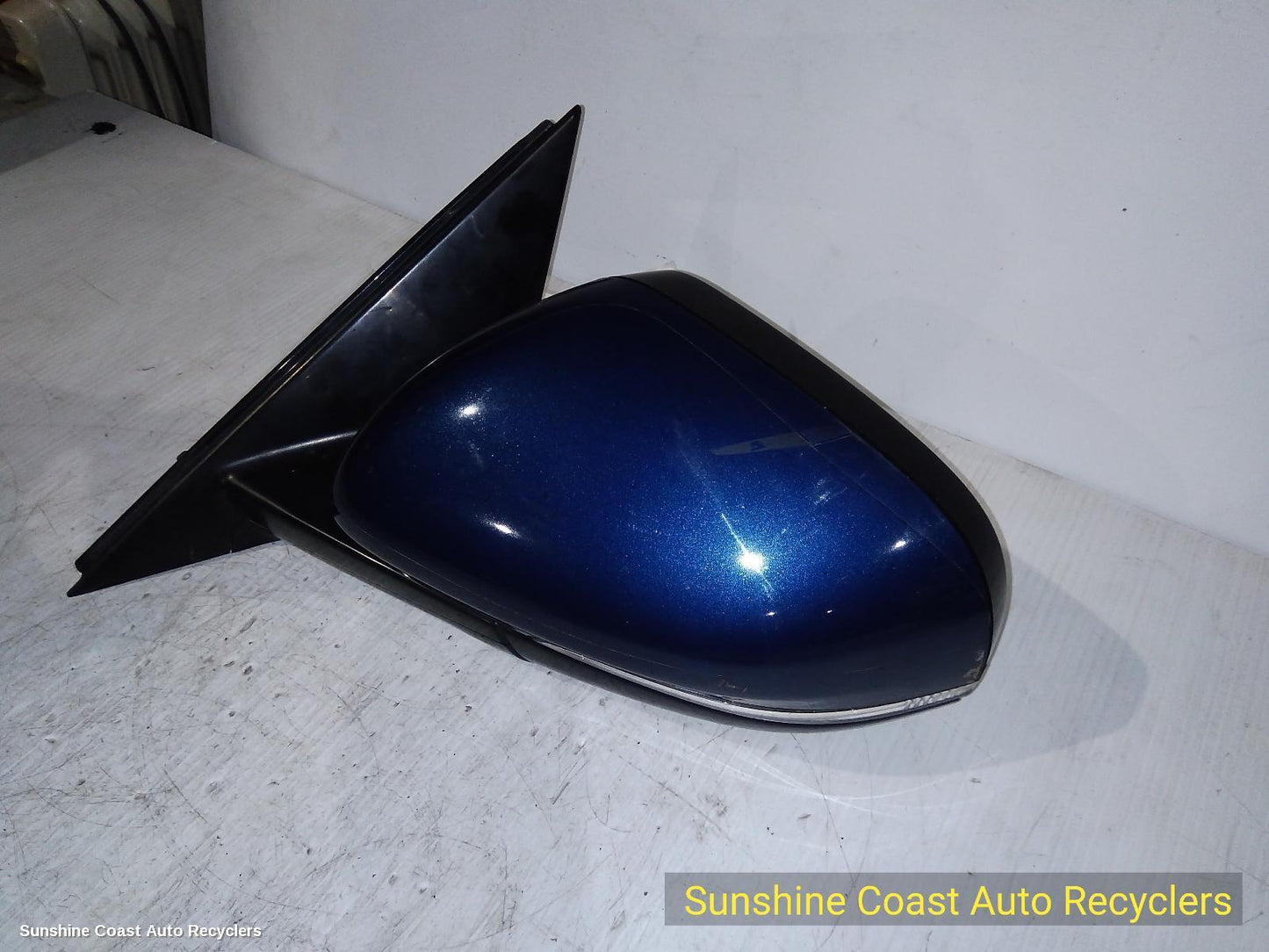 2015 Jaguar Xe Left Door Mirror