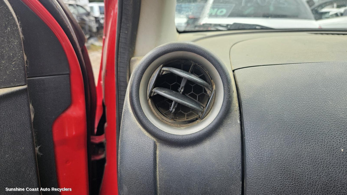 2010-2016 Nissan Micra Misc