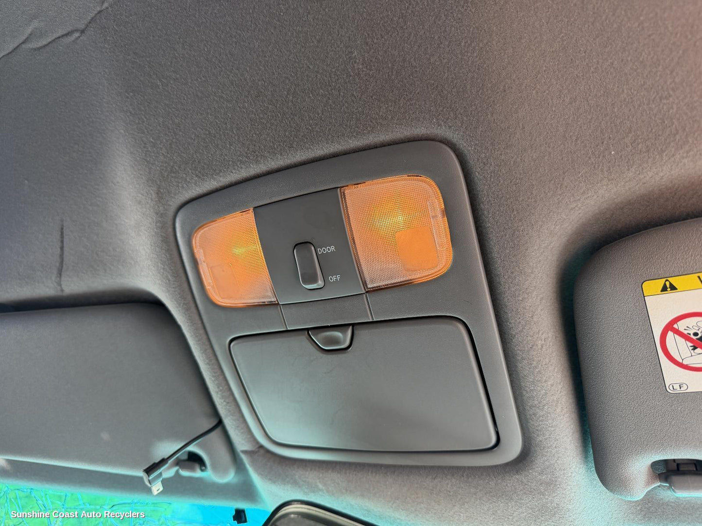 2003-2009 Toyota Prado Courtesy Light