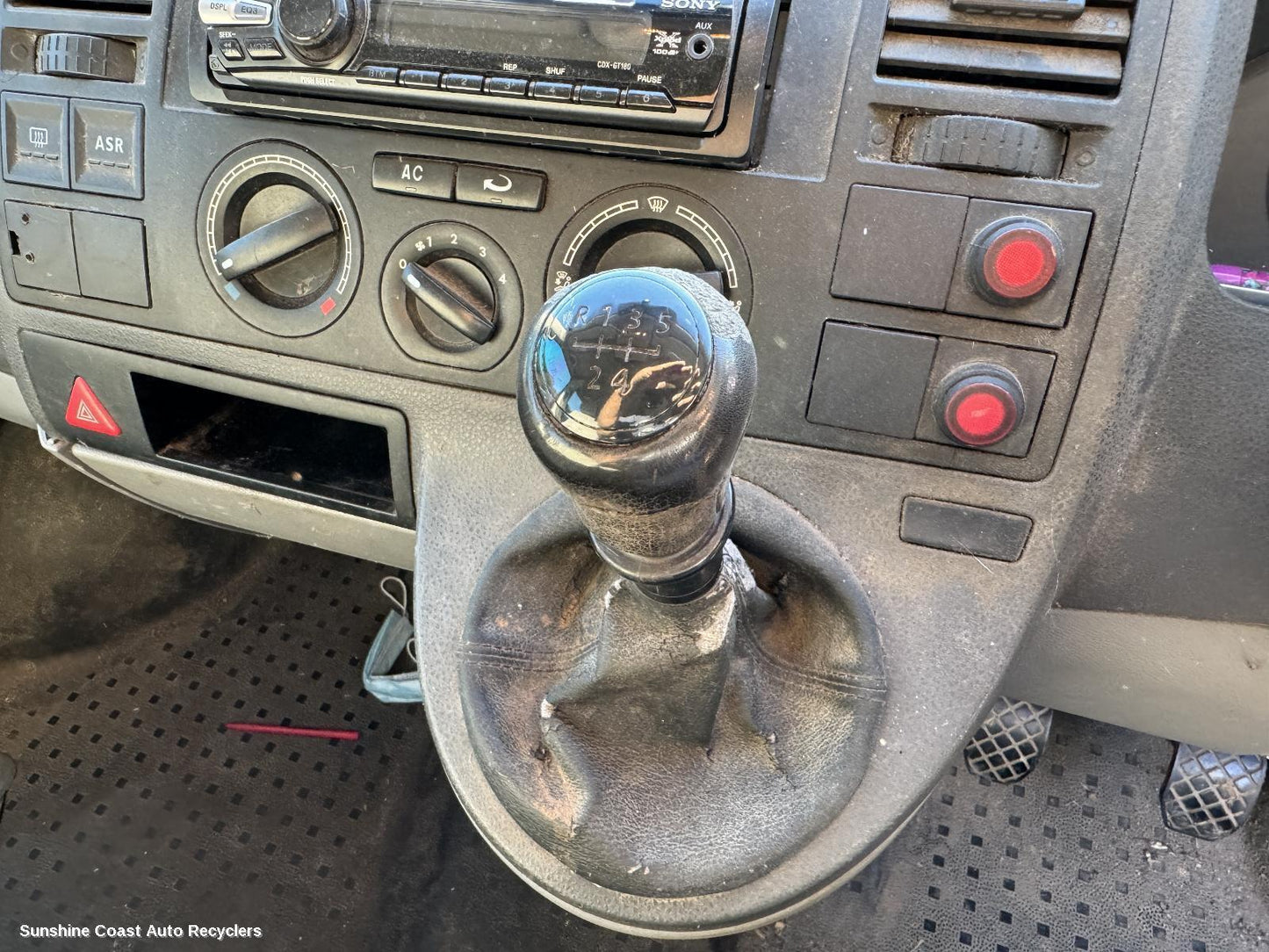 2004-2010 Volkswagen Transporter Gear Stick Shifter