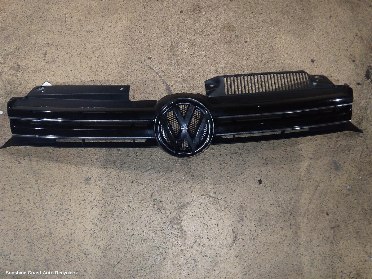 2009-2013 Volkswagen Golf Grille