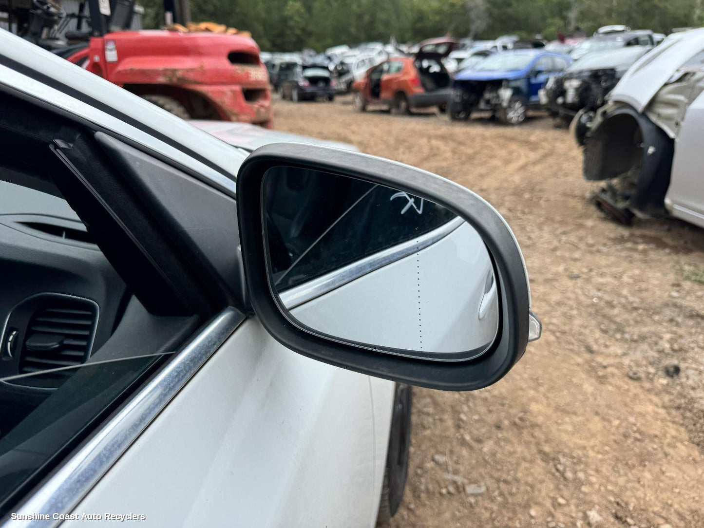 2012 Volvo S60/v60 Right Door Mirror