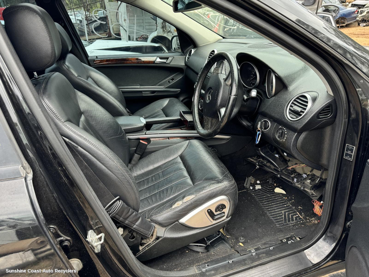 2005-2011 Mercedes M Class Seatbelt Stalk