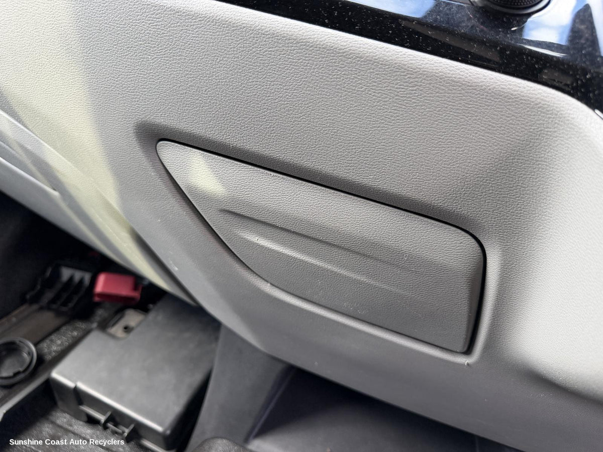 2020-2026 Ldv Deliver 9 Ashtray