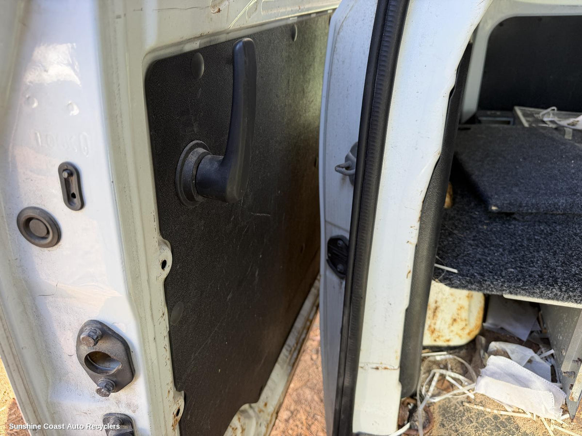 2015-2025 Ldv G10 Door Trim