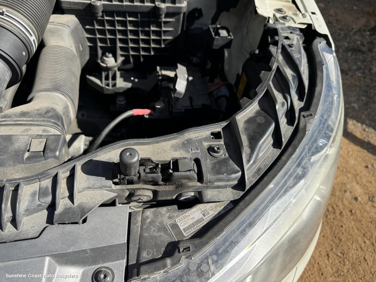 2012 Audi A1 Bonnet Lock Support