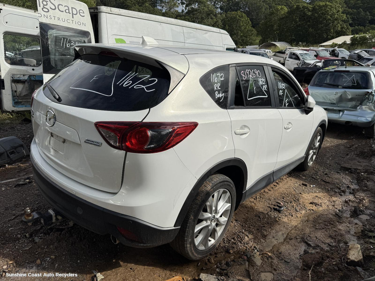 2012-2017 Mazda Cx5 Left Guard