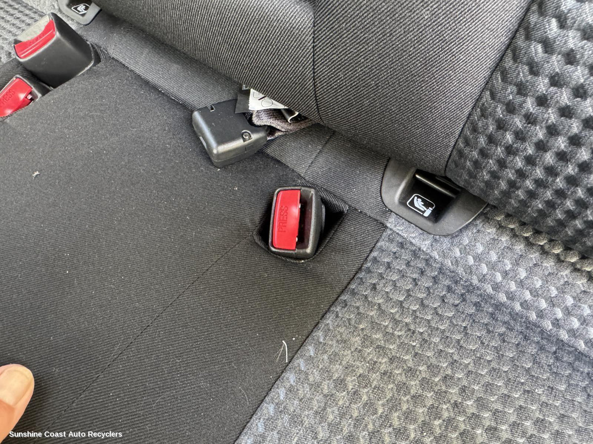 2022-2025 Suzuki S-cross Seatbelt Stalk