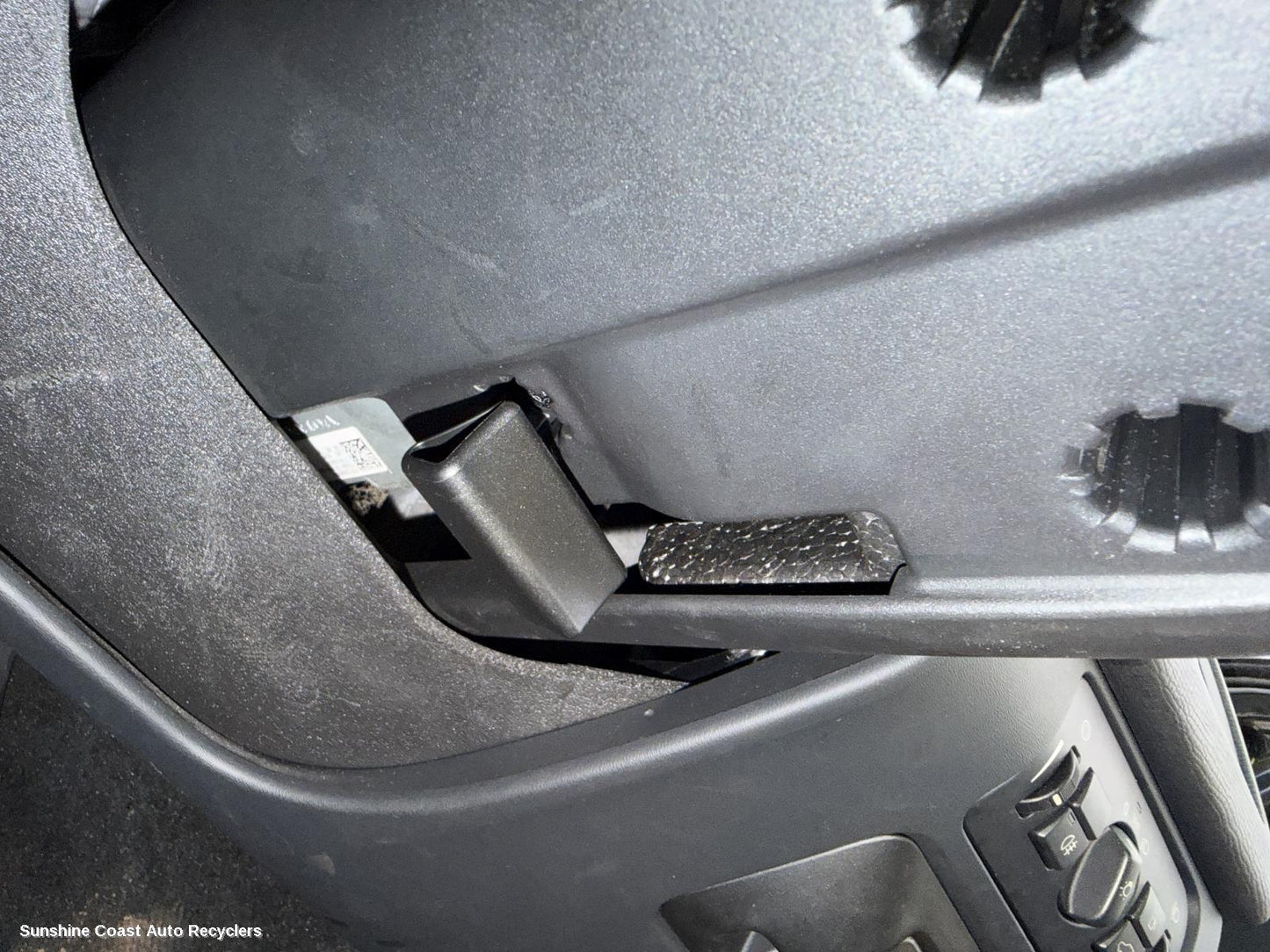 2009-2017 Volvo Xc60 Steering Column