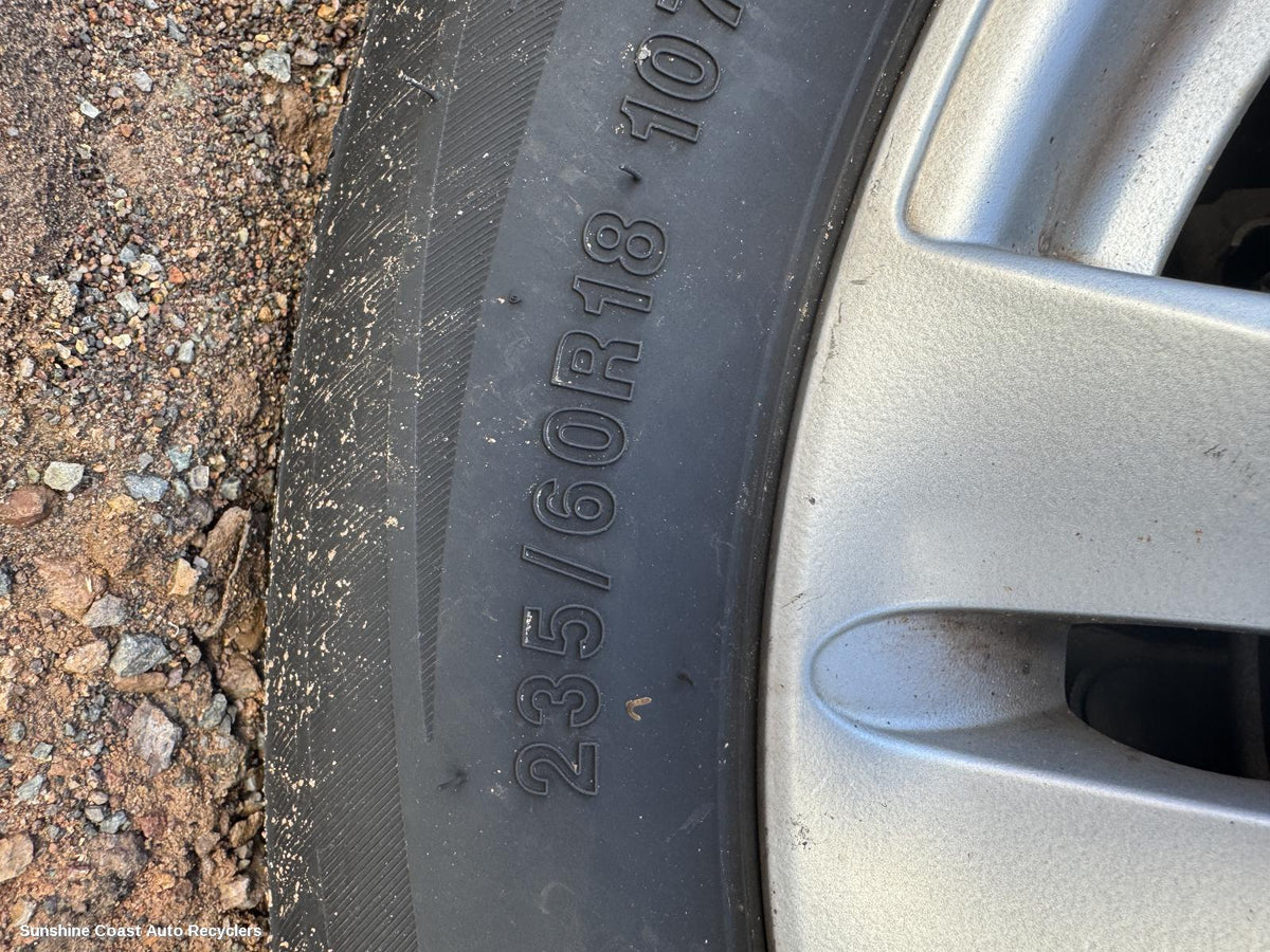 2005-2012 Hyundai Santa Fe Tyre