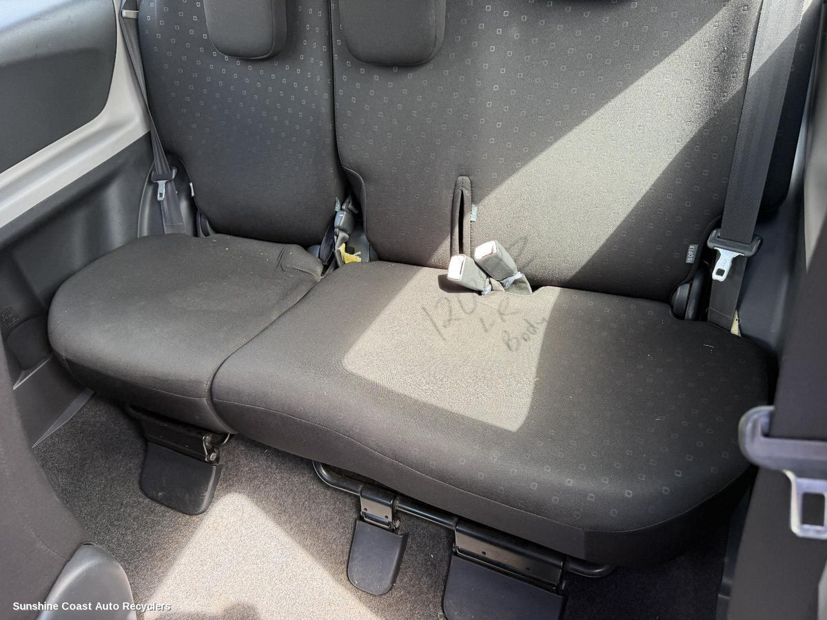 2005-2011 Toyota Yaris 2nd Seat  Rear Seat