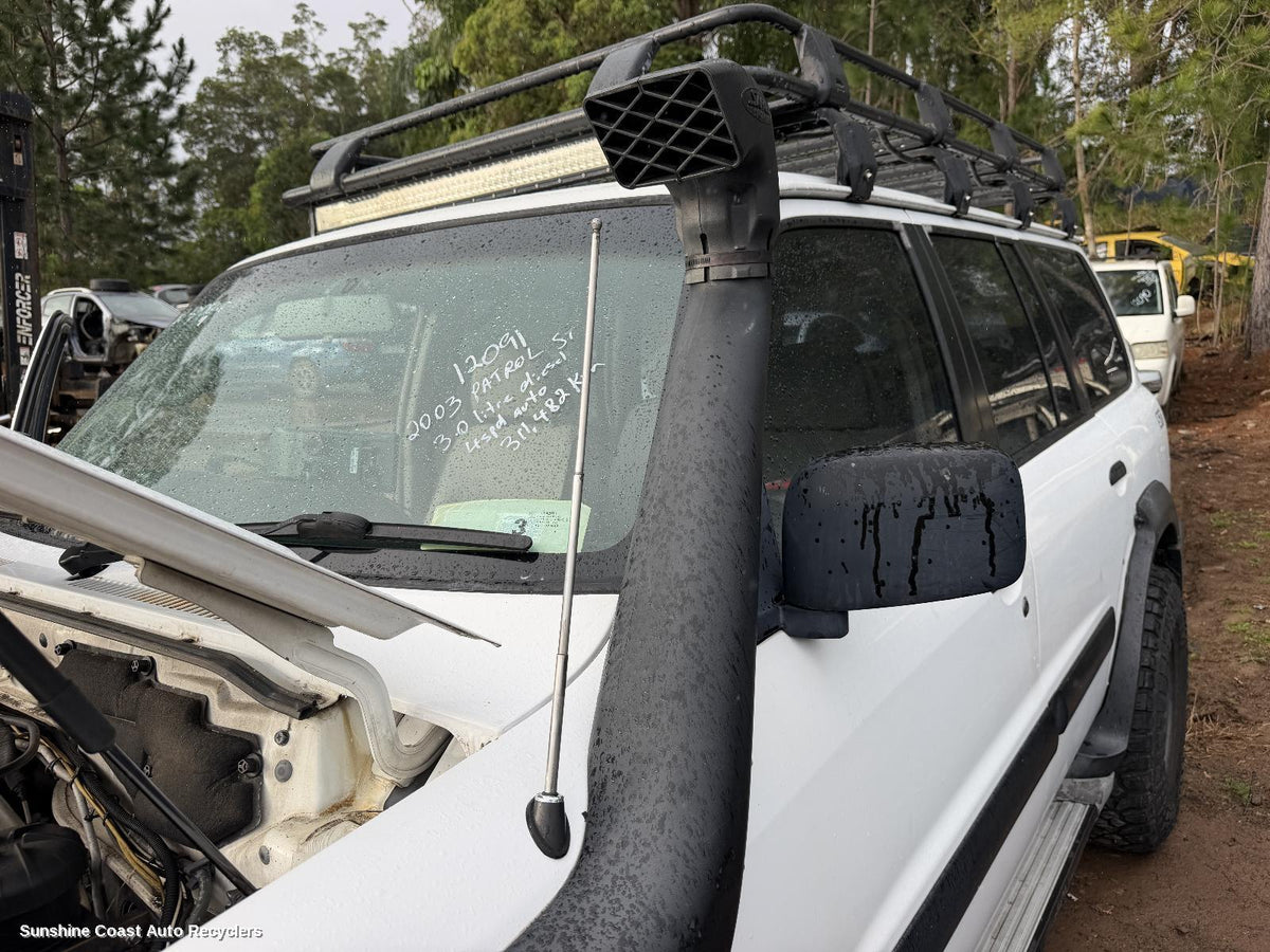 1997-2017 Nissan Patrol Antenna
