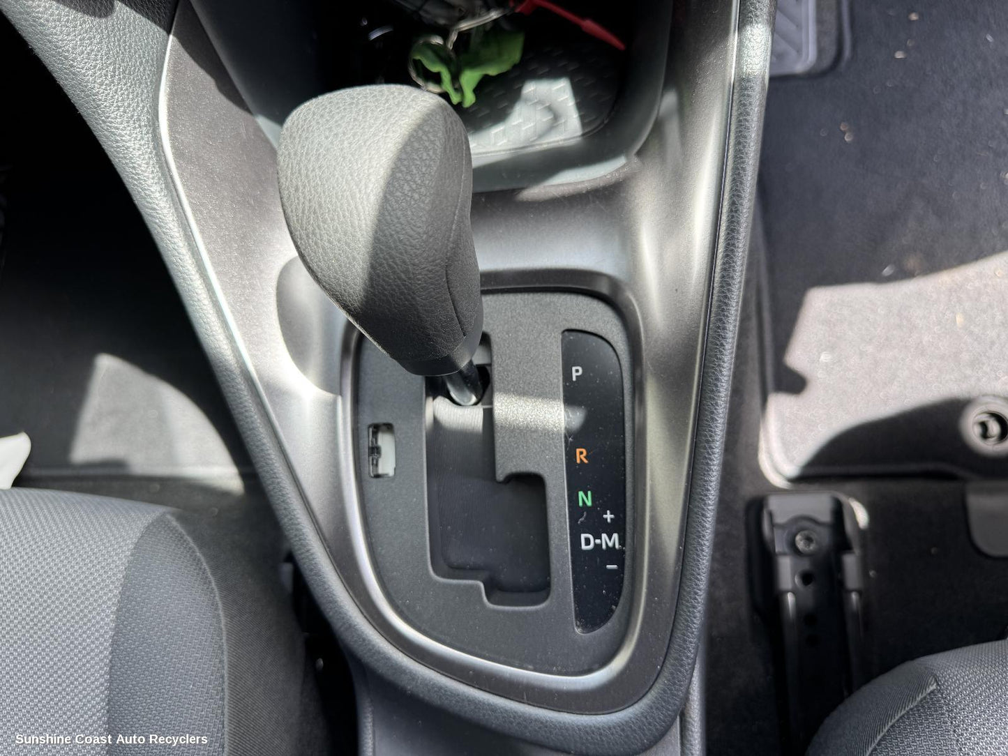 2024 Toyota Yaris Gear Stick Shifter