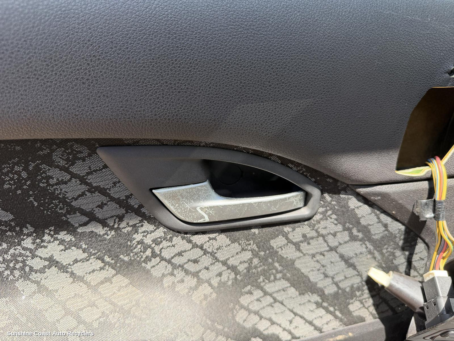 2006 Ford Falcon Door Handle