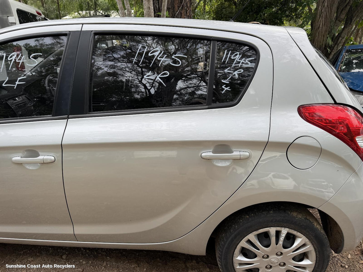 2010-2015 Hyundai I20 Left Rear 1 4 Door Glass