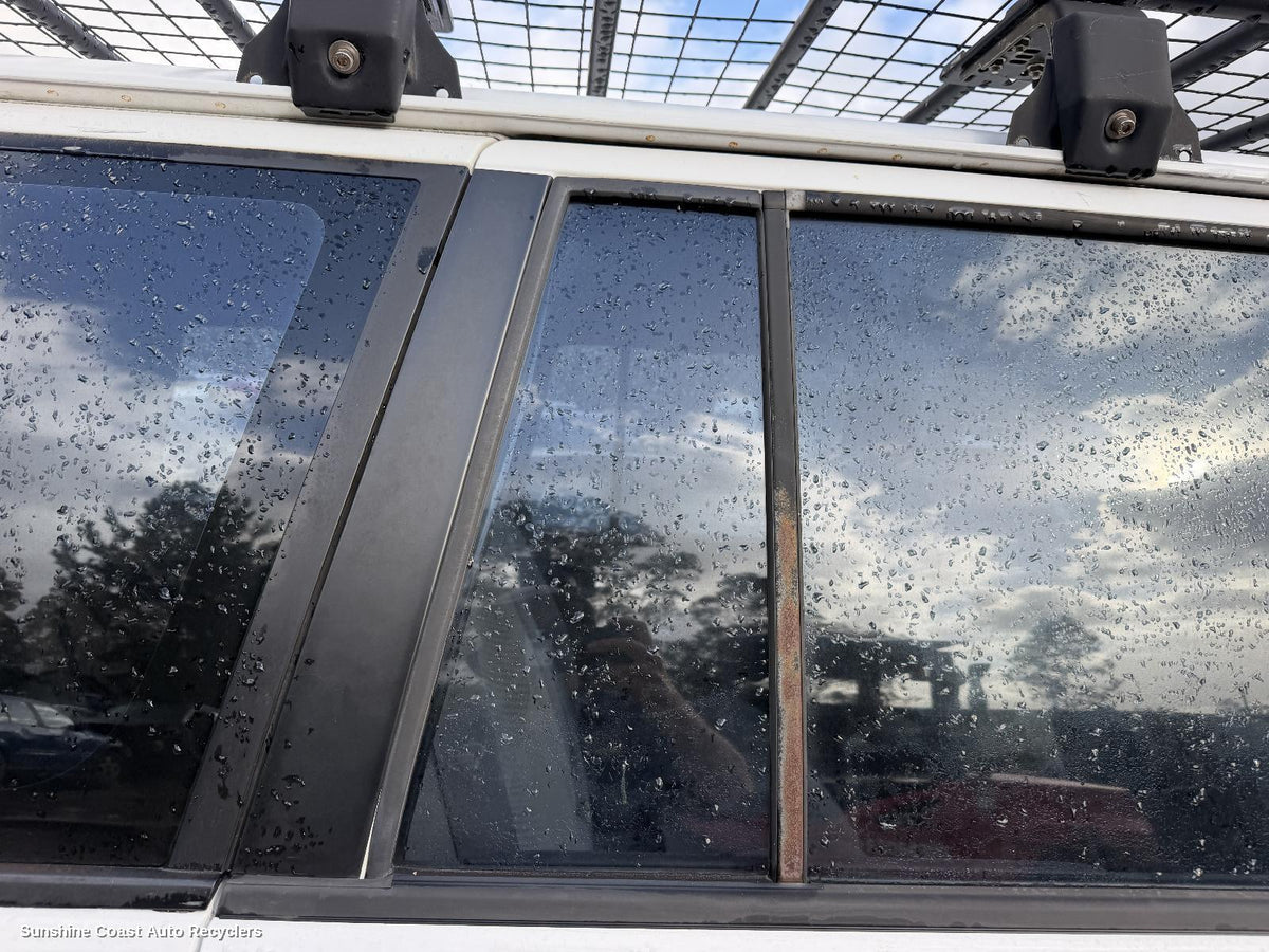 1997-2017 Nissan Patrol Right Rear 1 4 Door Glass