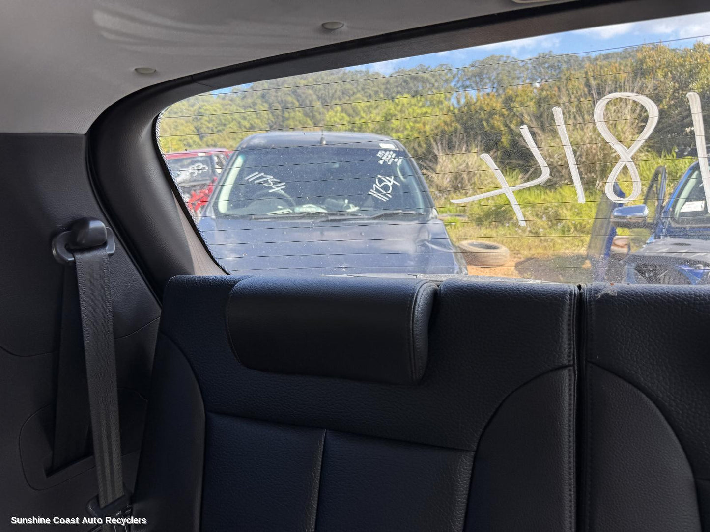 2009 Hyundai Santa Fe Headrest