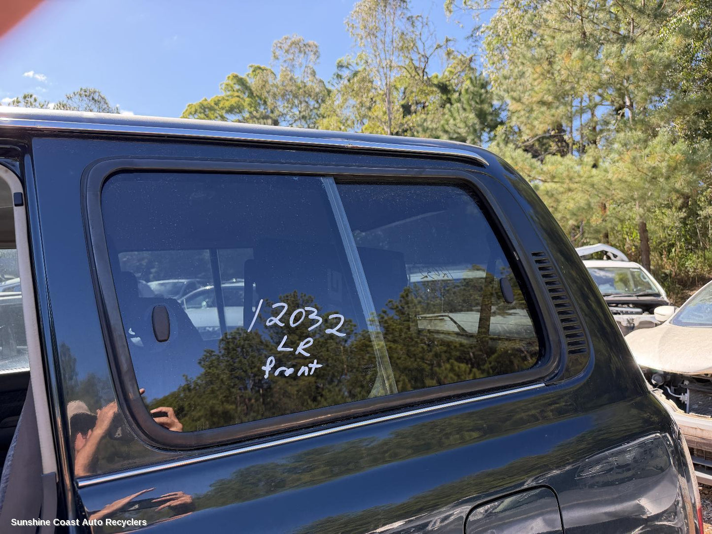 1990-1998 Toyota Landcruiser Left Rear Side Glass