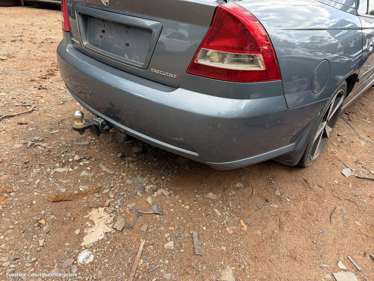 2002-2007 Holden Commodore Towbar