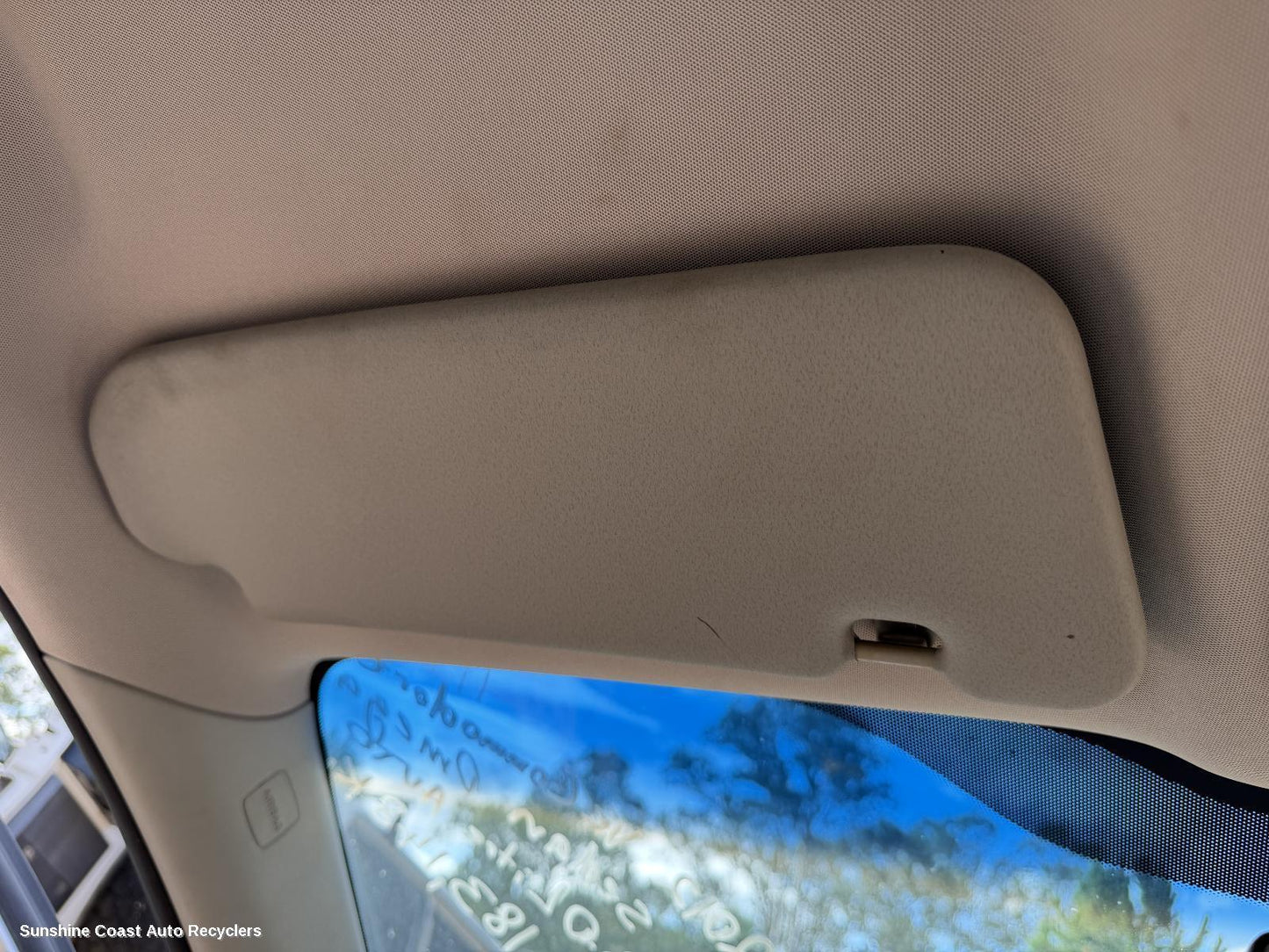 2006-2013 Holden Commodore Sunvisor