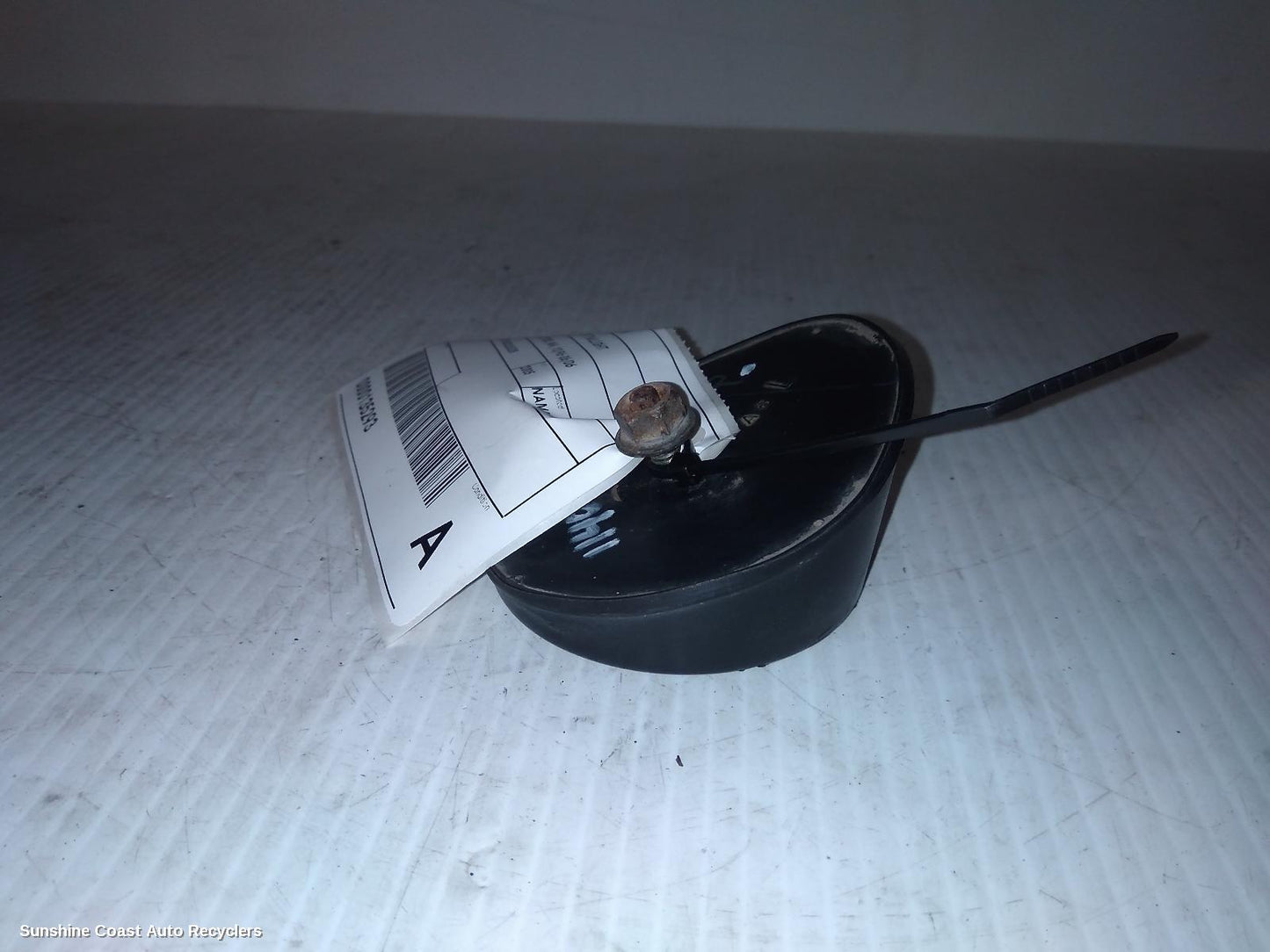 2005 Mitsubishi Triton Left Taillight
