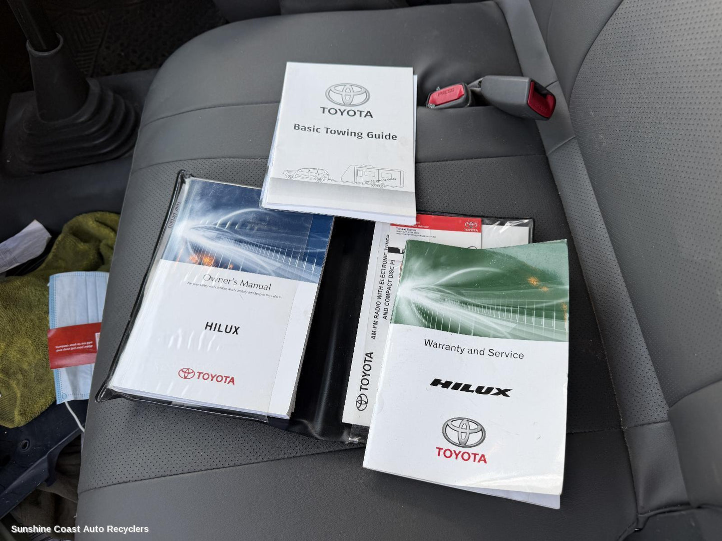 2005-2015 Toyota Hilux Owners Handbook