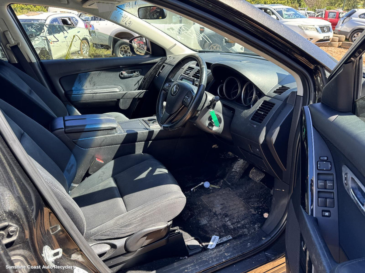2007-2015 Mazda Cx9 Left Guard