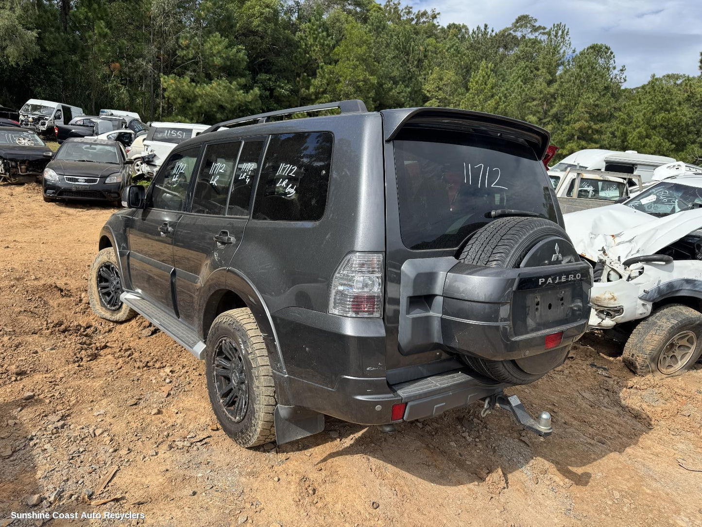 2014 Mitsubishi Pajero Catalytic Converter