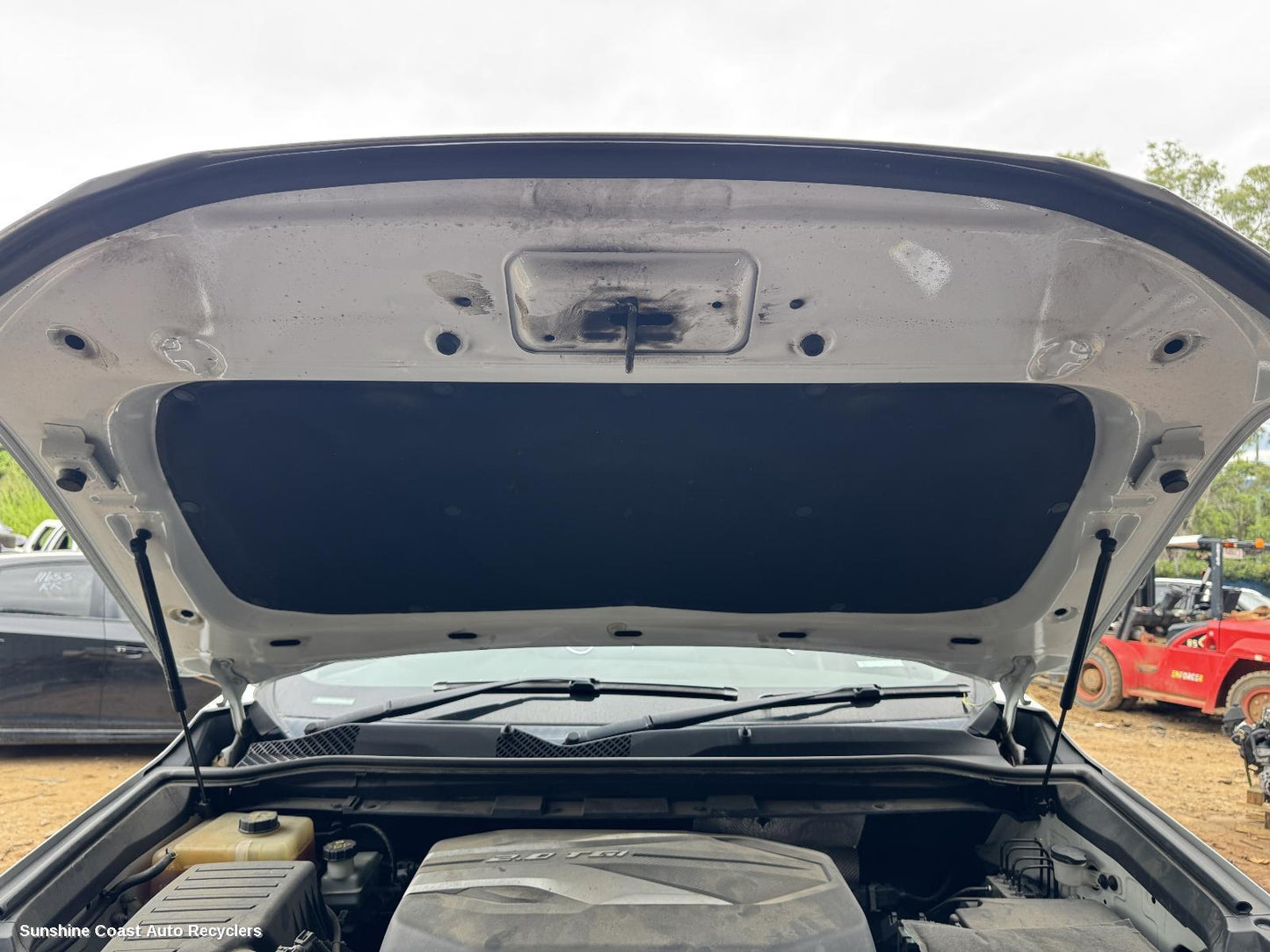 2022 Ldv D90 Bonnet Hinge Strut