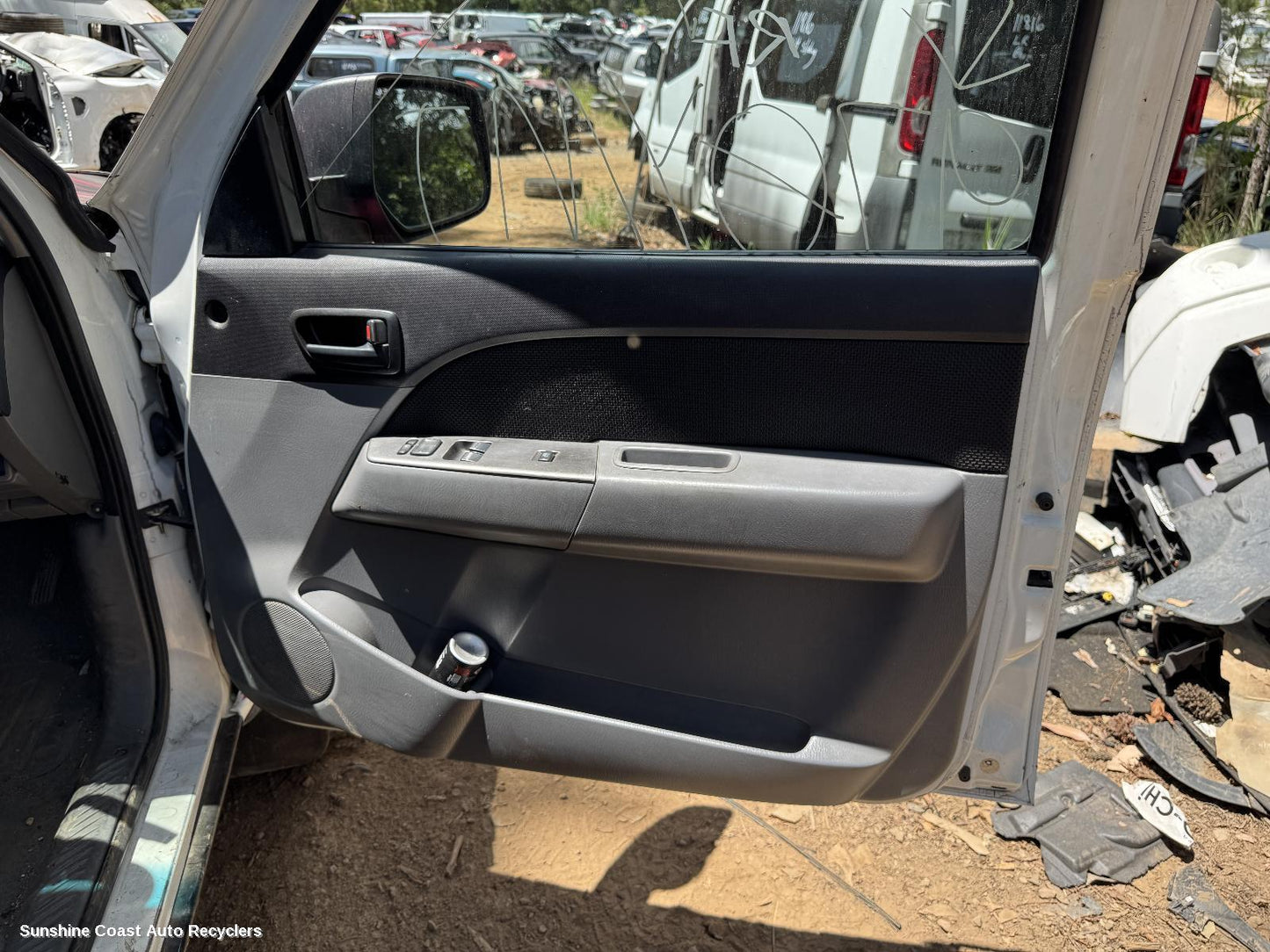 2009 Mazda Bt50 Right Front Window Reg Motor