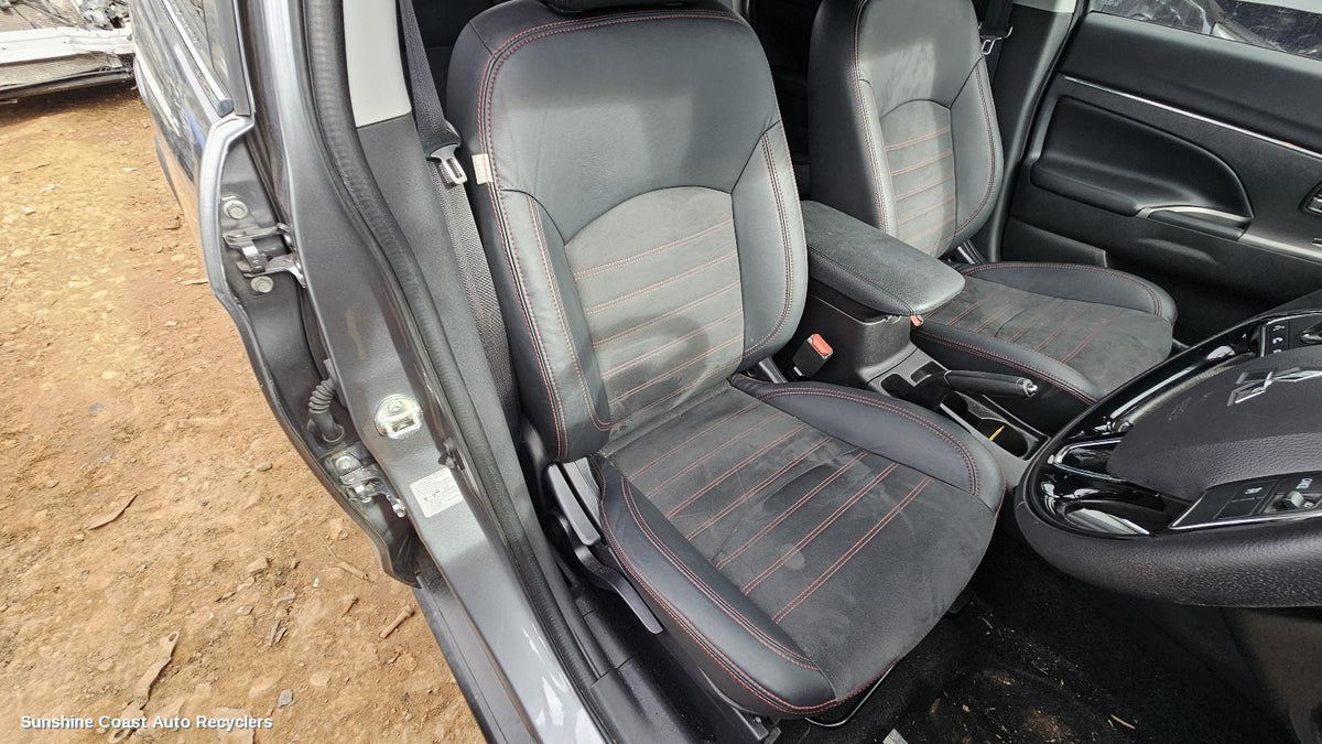 2016-2019 Mitsubishi Asx Front Seat