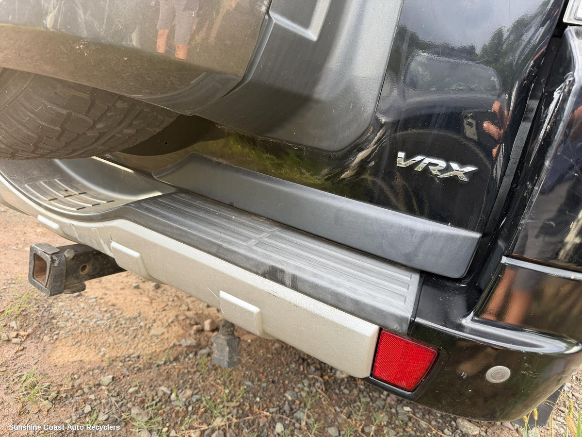 2006-2014 Mitsubishi Pajero Towbar