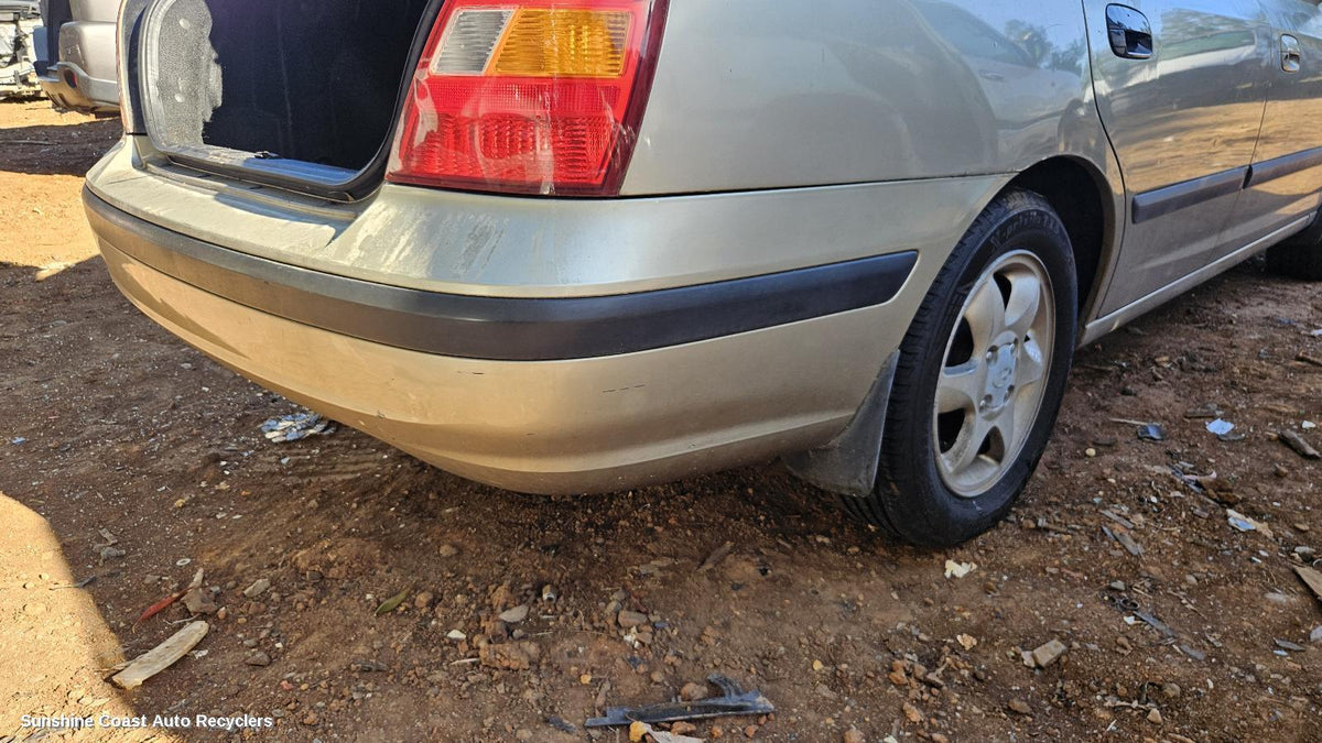 2000-2003 Hyundai Elantra Rear Bumper